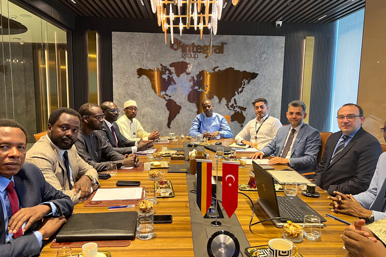 estamos-muy-contentos-de-recibir-a-la-delegacion-de-chad