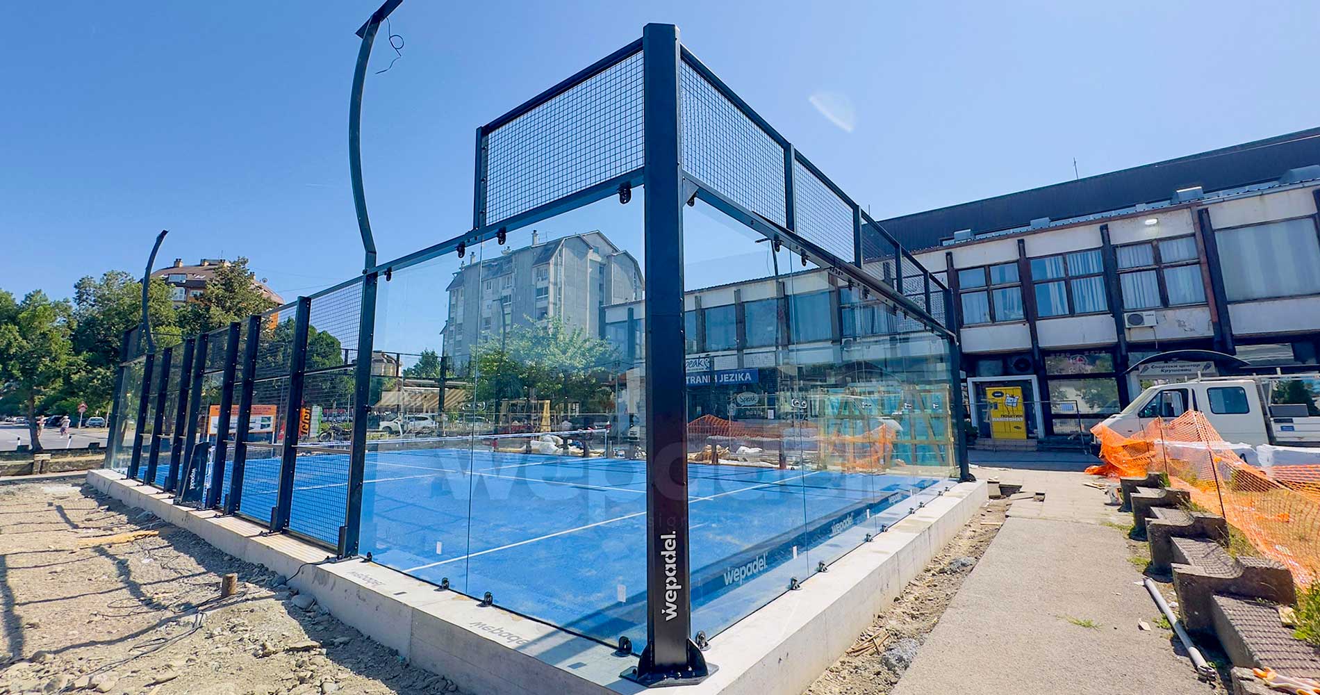 proyecto-de-1-pista-de-padel-panorámic-challenge-en-serbia